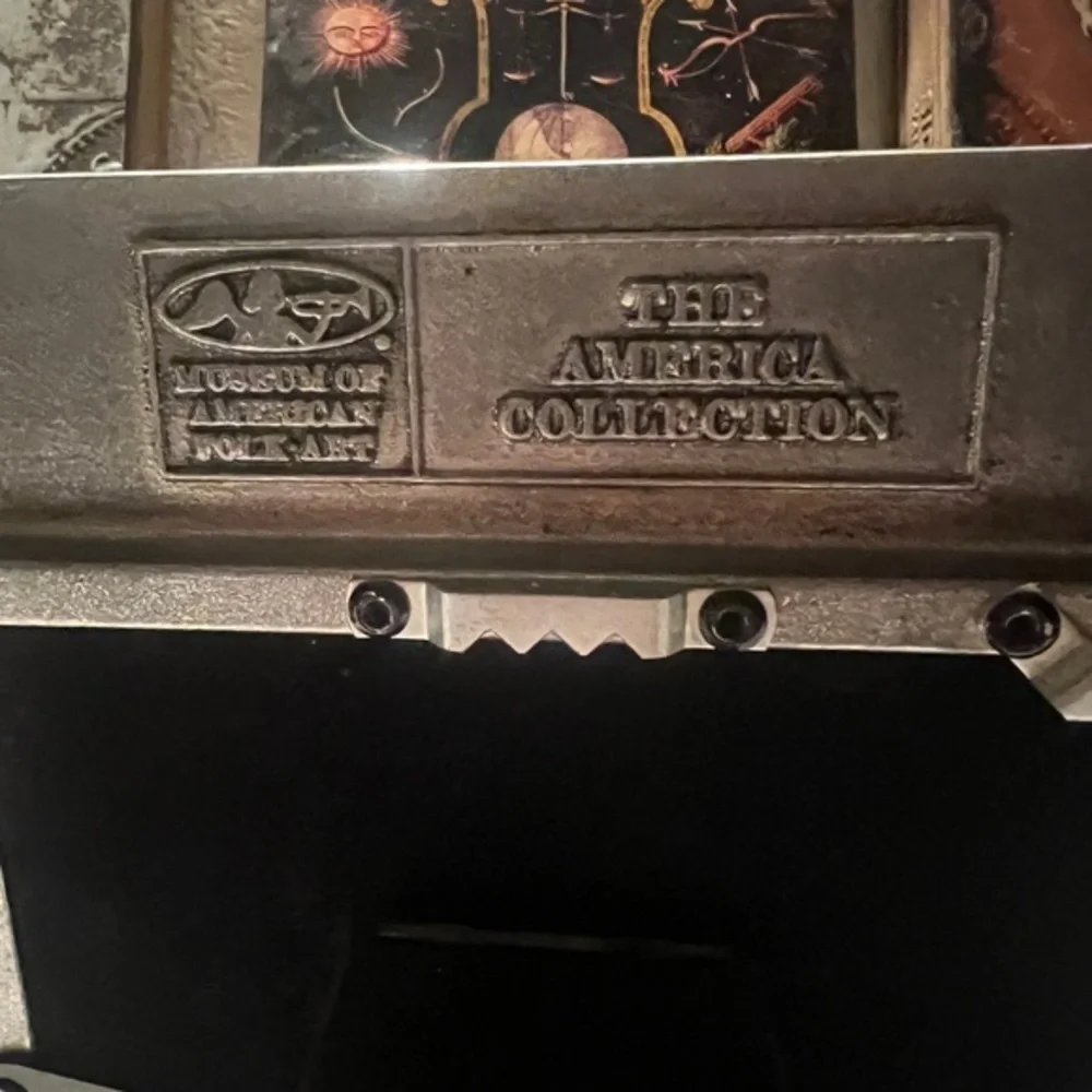 Museum of American Folk Art/ The American‎ Collection Frame